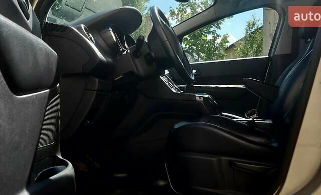 Серый Пежо 5008, объемом двигателя 1.56 л и пробегом 240 тыс. км за 7999 $, фото 14 на Automoto.ua