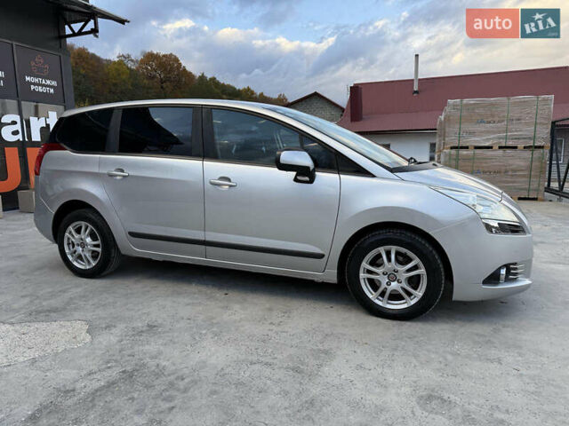 Серый Пежо 5008, объемом двигателя 1.56 л и пробегом 273 тыс. км за 7300 $, фото 12 на Automoto.ua