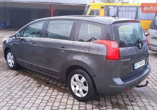 Сірий Пежо 5008, об'ємом двигуна 1.56 л та пробігом 262 тис. км за 7200 $, фото 2 на Automoto.ua