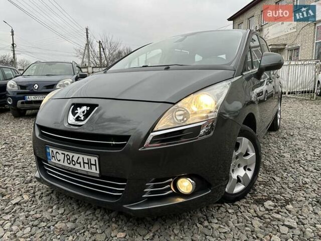 Серый Пежо 5008, объемом двигателя 1.6 л и пробегом 280 тыс. км за 7800 $, фото 1 на Automoto.ua