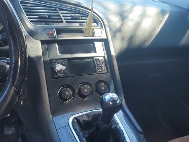 Пежо 5008 2010 в Хмельницком на Automoto.ua Серый Пежо 5008, объемом двигателя 1.6 л и пробегом 234 тыс. км за 6700 $, фото 3 на Automoto.ua