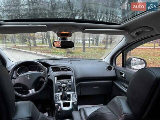 Серый Пежо 5008, объемом двигателя 1.6 л и пробегом 272 тыс. км за 7930 $, фото 26 на Automoto.ua