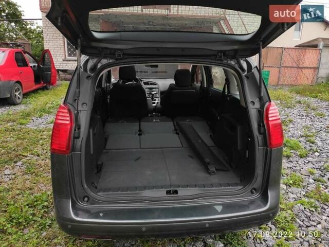 Серый Пежо 5008, объемом двигателя 2 л и пробегом 225 тыс. км за 9594 $, фото 6 на Automoto.ua