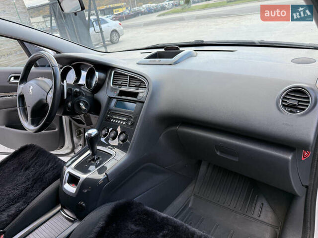 Серый Пежо 5008, объемом двигателя 1.56 л и пробегом 273 тыс. км за 7300 $, фото 16 на Automoto.ua