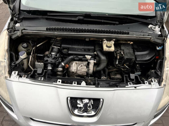 Серый Пежо 5008, объемом двигателя 1.6 л и пробегом 237 тыс. км за 5900 $, фото 21 на Automoto.ua