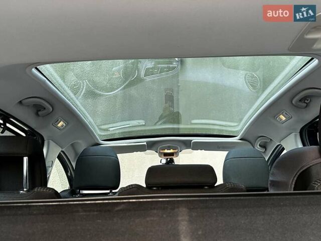 Серый Пежо 5008, объемом двигателя 1.6 л и пробегом 222 тыс. км за 7800 $, фото 19 на Automoto.ua