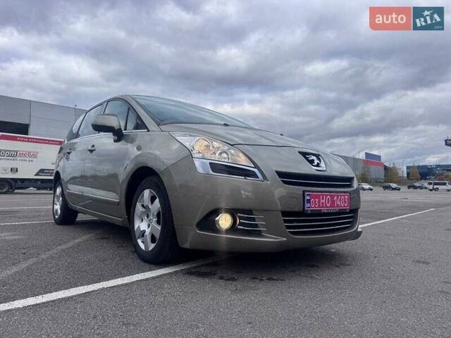 Пежо 5008 2010 в Ровно на Automoto.ua Серый Пежо 5008, объемом двигателя 2 л и пробегом 176 тыс. км за 9700 $, фото 12 на Automoto.ua