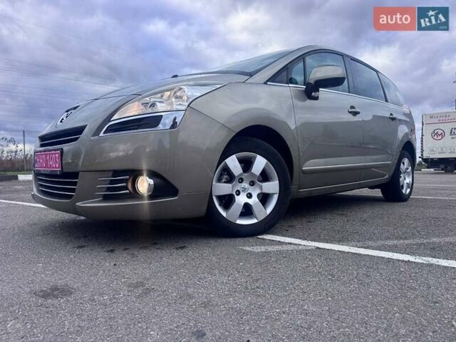 Пежо 5008 2010 в Ровно на Automoto.ua Серый Пежо 5008, объемом двигателя 2 л и пробегом 176 тыс. км за 9700 $, фото 7 на Automoto.ua