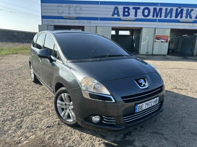 Сірий Пежо 5008, об'ємом двигуна 1.6 л та пробігом 265 тис. км за 7600 $, фото 13 на Automoto.ua