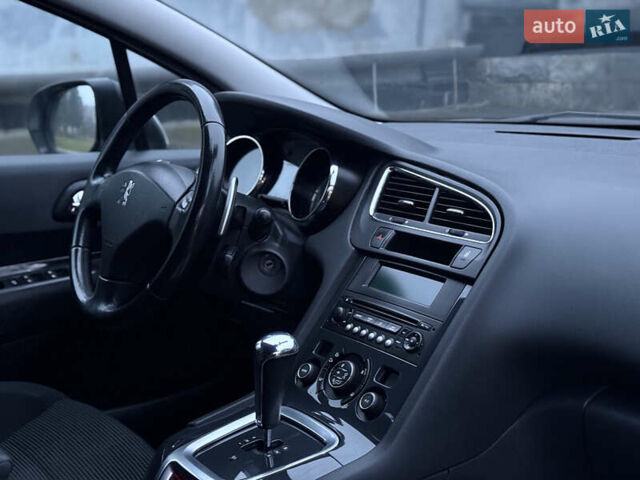 Сірий Пежо 5008, об'ємом двигуна 1.56 л та пробігом 227 тис. км за 6300 $, фото 53 на Automoto.ua
