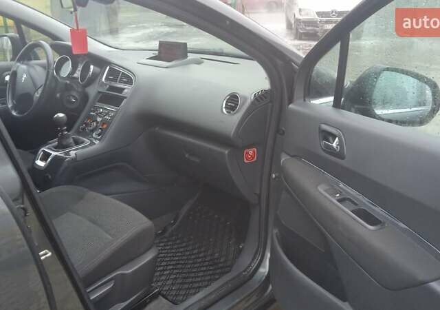 Сірий Пежо 5008, об'ємом двигуна 1.56 л та пробігом 262 тис. км за 7200 $, фото 10 на Automoto.ua