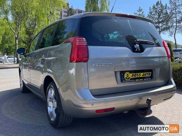 Серый Пежо 5008, объемом двигателя 2 л и пробегом 175 тыс. км за 9800 $, фото 4 на Automoto.ua