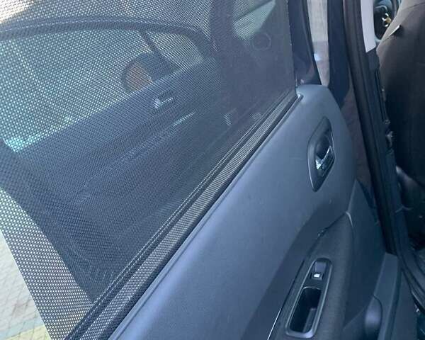 Серый Пежо 5008, объемом двигателя 2 л и пробегом 239 тыс. км за 7150 $, фото 28 на Automoto.ua