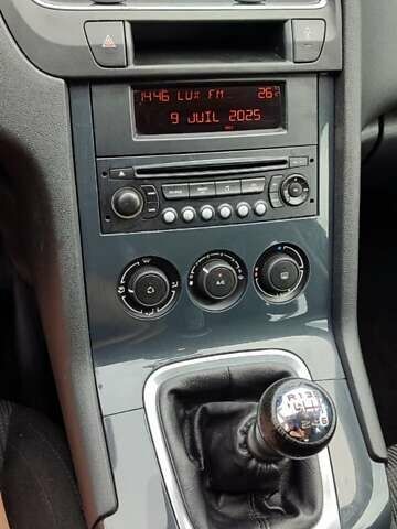 Сірий Пежо 5008, об'ємом двигуна 1.56 л та пробігом 254 тис. км за 7450 $, фото 22 на Automoto.ua