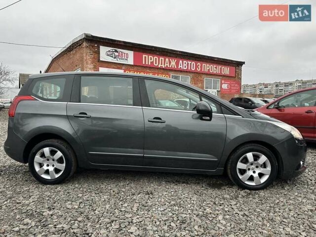 Серый Пежо 5008, объемом двигателя 1.6 л и пробегом 280 тыс. км за 7800 $, фото 15 на Automoto.ua