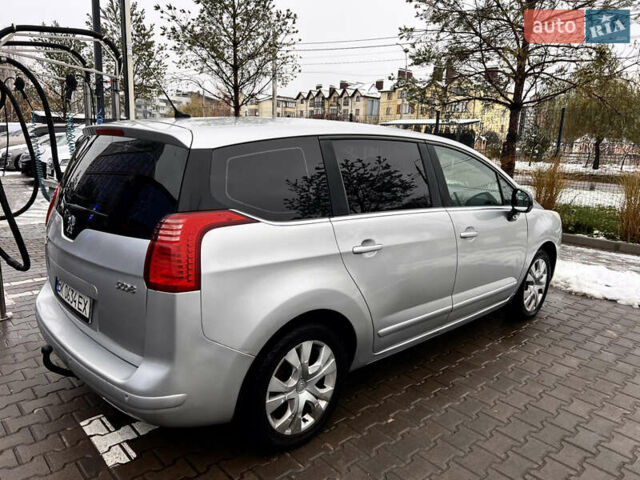 Серый Пежо 5008, объемом двигателя 1.6 л и пробегом 237 тыс. км за 5900 $, фото 3 на Automoto.ua