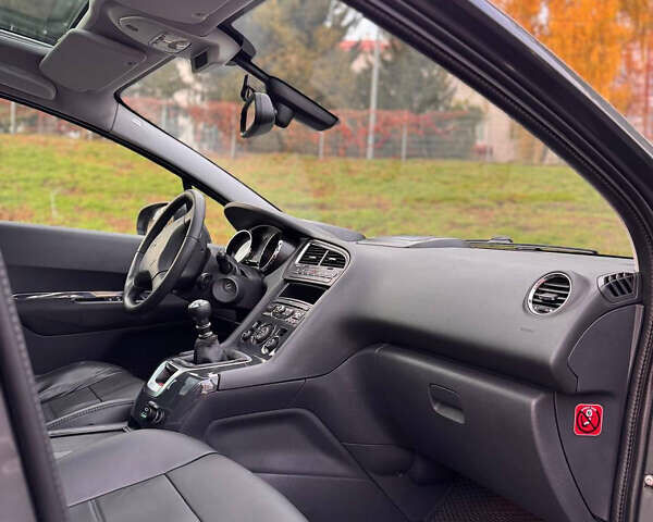 Серый Пежо 5008, объемом двигателя 2 л и пробегом 219 тыс. км за 8100 $, фото 5 на Automoto.ua
