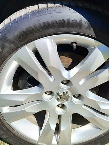 Серый Пежо 5008, объемом двигателя 1.6 л и пробегом 180 тыс. км за 8100 $, фото 45 на Automoto.ua