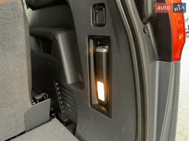 Серый Пежо 5008, объемом двигателя 1.6 л и пробегом 276 тыс. км за 7999 $, фото 29 на Automoto.ua