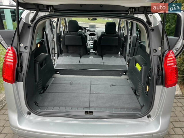 Серый Пежо 5008, объемом двигателя 2 л и пробегом 218 тыс. км за 8600 $, фото 23 на Automoto.ua