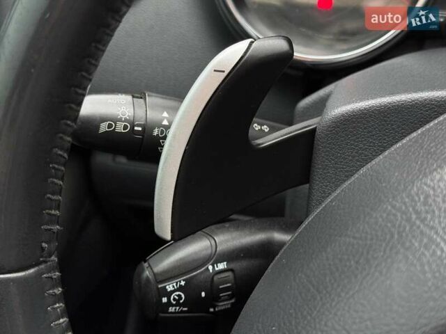 Серый Пежо 5008, объемом двигателя 1.6 л и пробегом 232 тыс. км за 6600 $, фото 25 на Automoto.ua