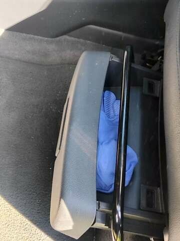 Серый Пежо 5008, объемом двигателя 1.6 л и пробегом 180 тыс. км за 8100 $, фото 34 на Automoto.ua