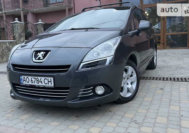 Сірий Пежо 5008, об'ємом двигуна 1.6 л та пробігом 249 тис. км за 7950 $, фото 22 на Automoto.ua