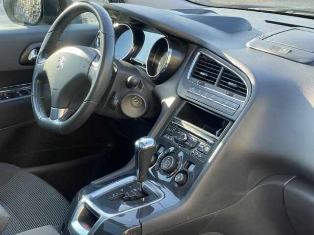 Пежо 5008 2011 в Белой Церкве на Automoto.ua Серый Пежо 5008, объемом двигателя 1.6 л и пробегом 220 тыс. км за 7700 $, фото 7 на Automoto.ua