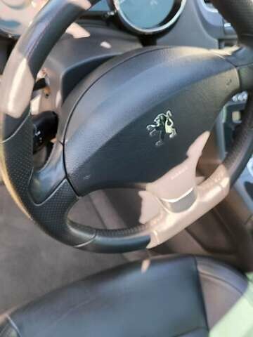 Серый Пежо 5008, объемом двигателя 1.6 л и пробегом 180 тыс. км за 8100 $, фото 11 на Automoto.ua