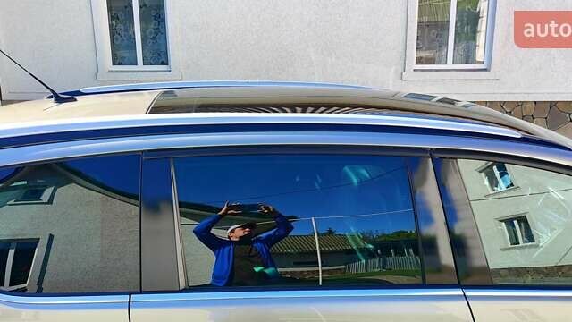 Серый Пежо 5008, объемом двигателя 1.6 л и пробегом 180 тыс. км за 8100 $, фото 8 на Automoto.ua