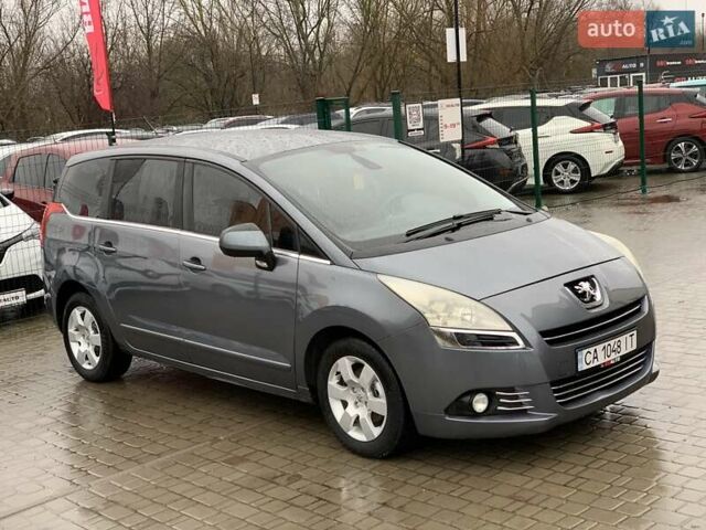 Серый Пежо 5008, объемом двигателя 1.6 л и пробегом 276 тыс. км за 7999 $, фото 6 на Automoto.ua