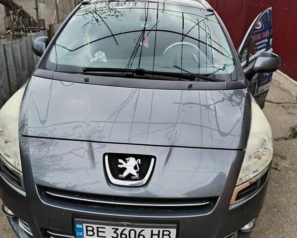 Серый Пежо 5008, объемом двигателя 1.6 л и пробегом 254 тыс. км за 7000 $, фото 5 на Automoto.ua