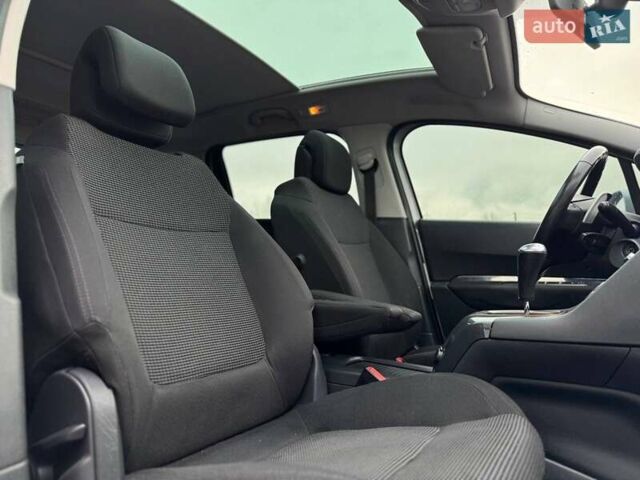 Серый Пежо 5008, объемом двигателя 1.6 л и пробегом 232 тыс. км за 6600 $, фото 48 на Automoto.ua