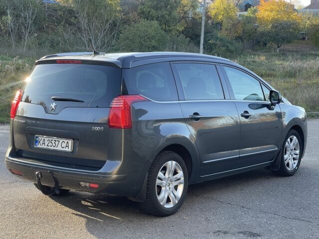 Пежо 5008 2011 в Белой Церкве на Automoto.ua Серый Пежо 5008, объемом двигателя 1.6 л и пробегом 220 тыс. км за 7700 $, фото 4 на Automoto.ua