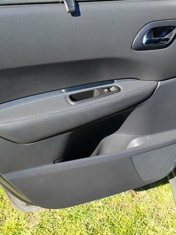 Серый Пежо 5008, объемом двигателя 1.6 л и пробегом 180 тыс. км за 8100 $, фото 39 на Automoto.ua