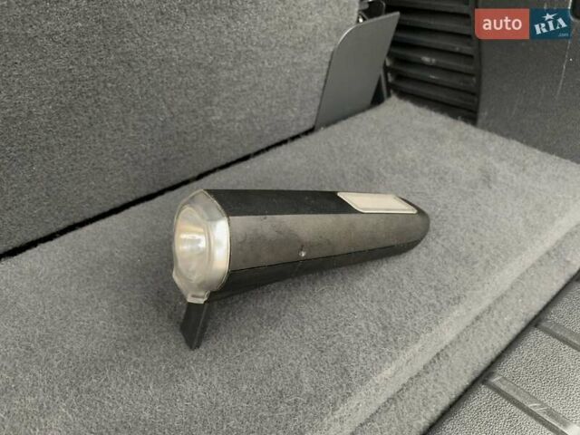 Серый Пежо 5008, объемом двигателя 1.6 л и пробегом 276 тыс. км за 7999 $, фото 30 на Automoto.ua