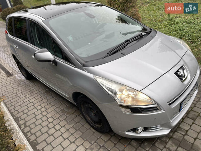 Серый Пежо 5008, объемом двигателя 2 л и пробегом 218 тыс. км за 8600 $, фото 11 на Automoto.ua
