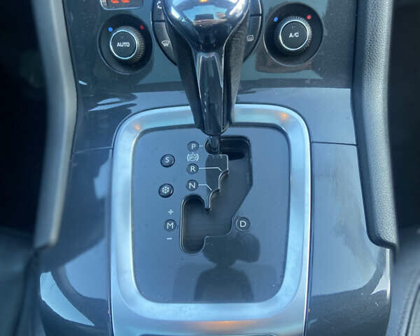 Серый Пежо 5008, объемом двигателя 1.6 л и пробегом 191 тыс. км за 7850 $, фото 38 на Automoto.ua