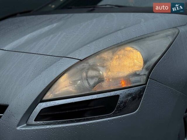 Серый Пежо 5008, объемом двигателя 1.6 л и пробегом 232 тыс. км за 6600 $, фото 1 на Automoto.ua