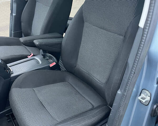 Серый Пежо 5008, объемом двигателя 1.6 л и пробегом 188 тыс. км за 6999 $, фото 29 на Automoto.ua