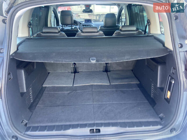 Серый Пежо 5008, объемом двигателя 1.6 л и пробегом 191 тыс. км за 7850 $, фото 45 на Automoto.ua