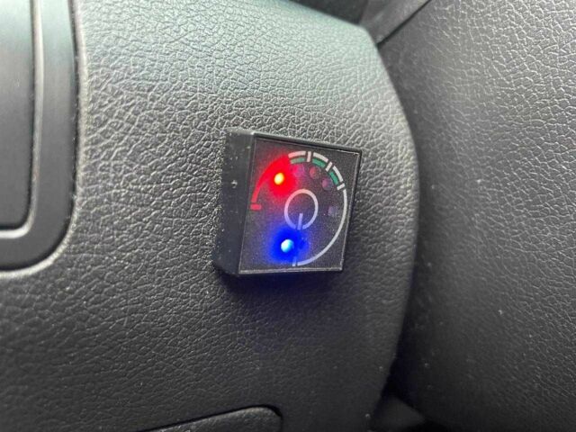 Серый Пежо 5008, объемом двигателя 2 л и пробегом 302 тыс. км за 8990 $, фото 16 на Automoto.ua