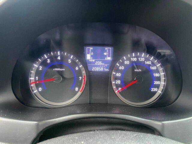 Серый Пежо 5008, объемом двигателя 2 л и пробегом 302 тыс. км за 8990 $, фото 18 на Automoto.ua