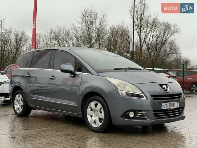 Серый Пежо 5008, объемом двигателя 1.6 л и пробегом 276 тыс. км за 7999 $, фото 4 на Automoto.ua