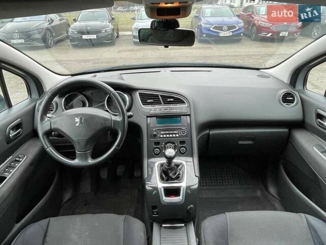 Серый Пежо 5008, объемом двигателя 2 л и пробегом 302 тыс. км за 8990 $, фото 12 на Automoto.ua