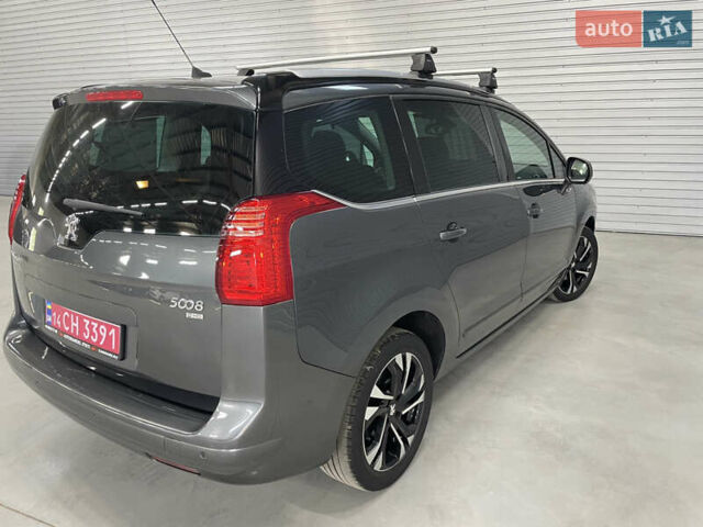 Серый Пежо 5008, объемом двигателя 1.6 л и пробегом 211 тыс. км за 9800 $, фото 2 на Automoto.ua
