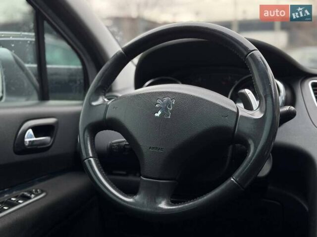 Серый Пежо 5008, объемом двигателя 1.6 л и пробегом 232 тыс. км за 6600 $, фото 40 на Automoto.ua