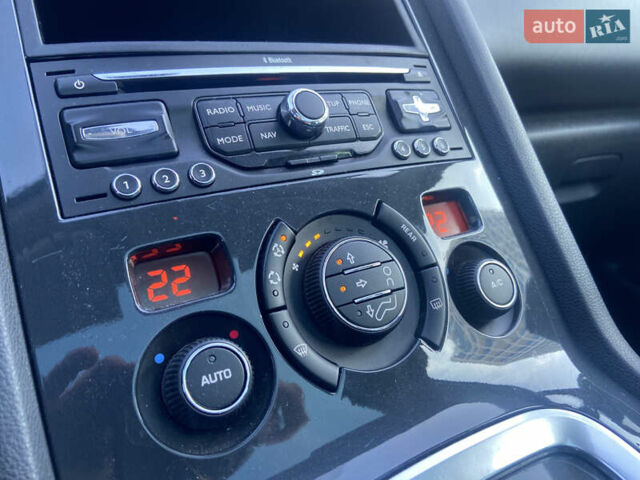 Серый Пежо 5008, объемом двигателя 1.6 л и пробегом 191 тыс. км за 7850 $, фото 42 на Automoto.ua