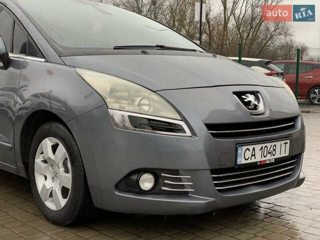 Серый Пежо 5008, объемом двигателя 1.6 л и пробегом 276 тыс. км за 7999 $, фото 7 на Automoto.ua