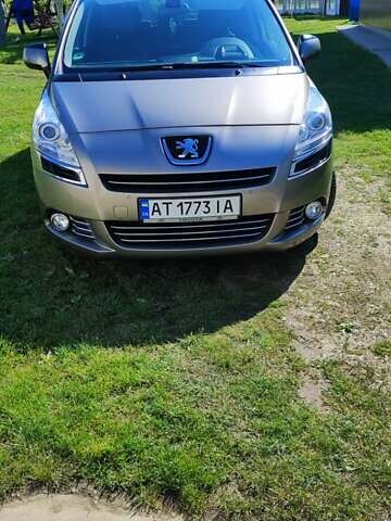 Серый Пежо 5008, объемом двигателя 1.6 л и пробегом 180 тыс. км за 8100 $, фото 48 на Automoto.ua